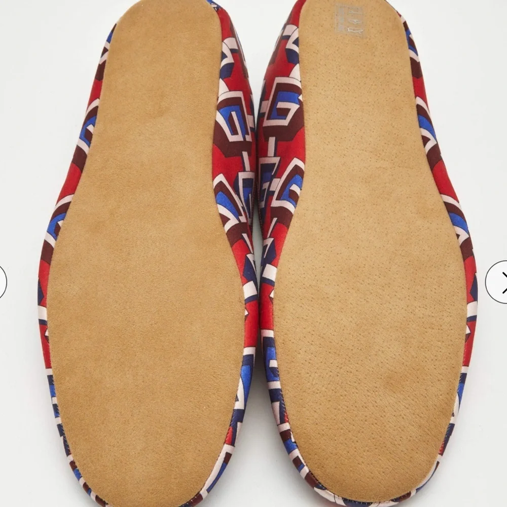 Gucci Red Satin Voyage Geometric G Print Slippers NEW in Box SZ 16